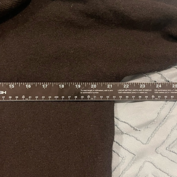 C by Bloomingdales Black Cashmere Tunic Cowl Neck Sweater - Size Medium - Picture 6 of 7